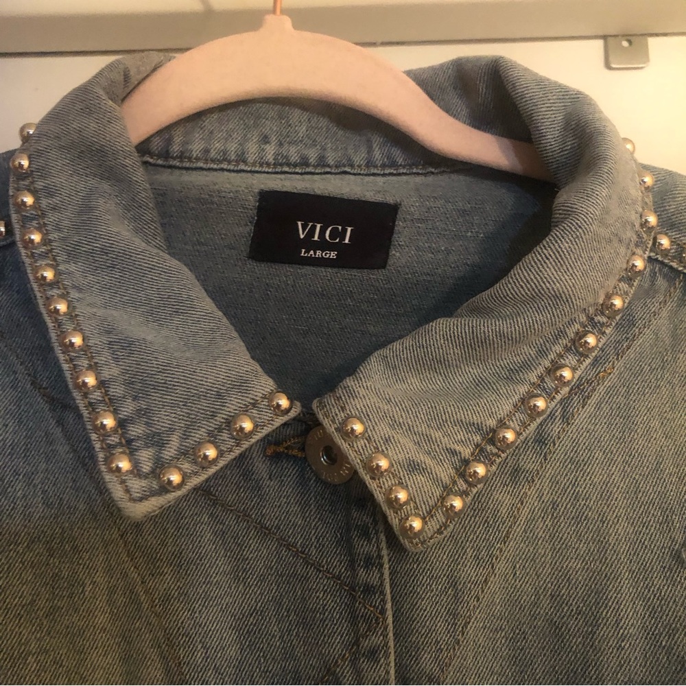Vici Grey Distressed Studded Denim Jean Jacket - Picture 11 of 13